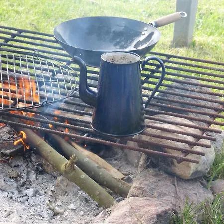 Urige Westernhauser - Grill - Saloon - Bbq - Fruhstuck Neuendorf (Saal)