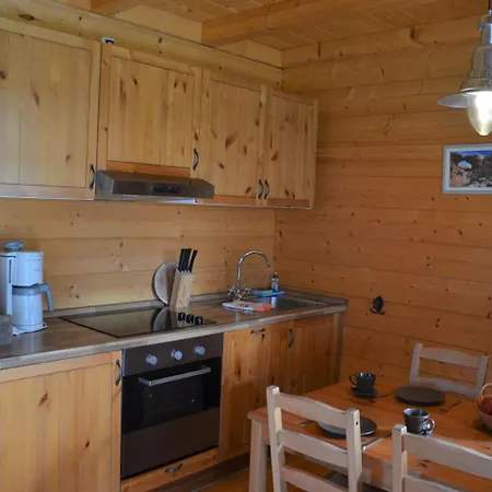 بيت للعطل Urige Westernhauser - Grill - Saloon - Bbq - Fruhstuck Neuendorf (Saal)