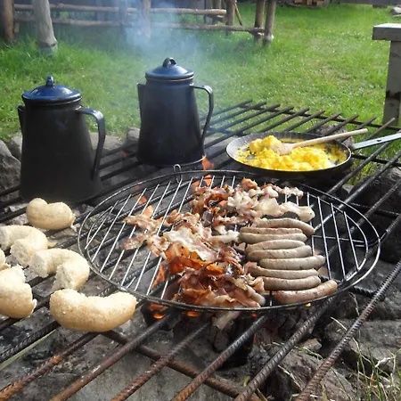 بيت للعطل Urige Westernhauser - Grill - Saloon - Bbq - Fruhstuck Neuendorf (Saal)