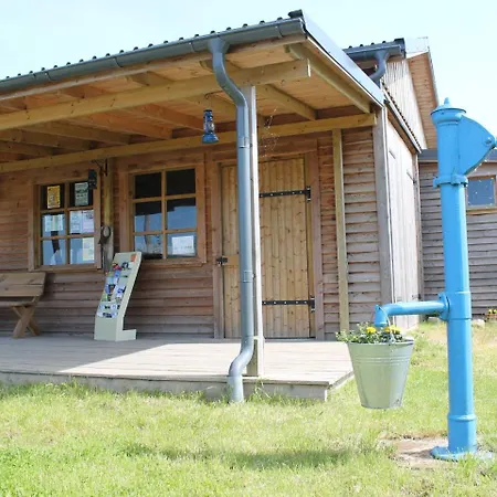 بيت للعطل Urige Westernhauser - Grill - Saloon - Bbq - Fruhstuck Neuendorf (Saal)